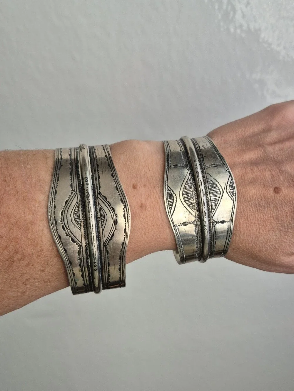 🌙Vintage Pair! Tuareg Silver Cuff Bracelets Set Hand Chiseled Berber Tribal